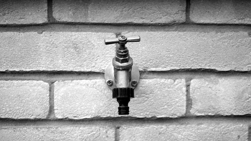 Bricks Faucet